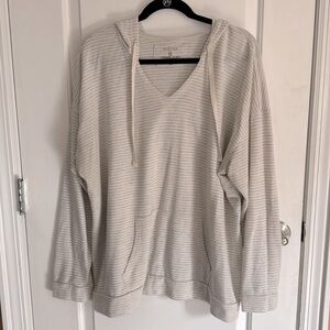 Sonoma life style plus size long sleeve light V Neck hooded sweatshirt Sz 2X